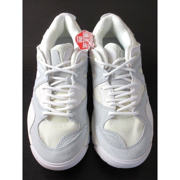 Vans Mens AMZN Trailhead Blanc De Blanc Marshmallow Suede Mesh Shoes Size 11 NIB - Picture 3 of 5